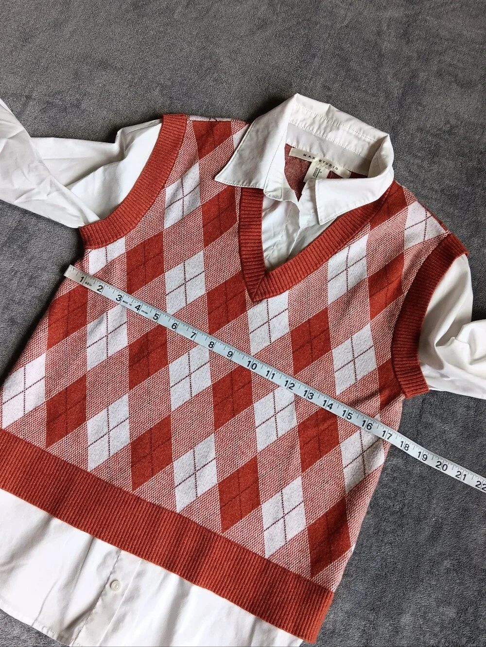 Classic Orange Argyle V-Neck Sweater Vest, Max Studio Womens Small, Academia - Picture 4 of 7